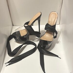 Elegant Black Stiletto Heels with Ribbon